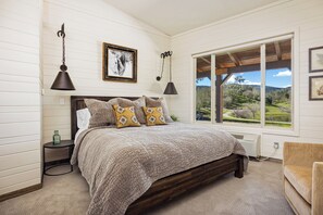 4 bedrooms, free WiFi, bed sheets - Equestrian Ranch Retreat~Horse Trails, River/Lake, Fishing, Biking & Group Lodge (Bradley)