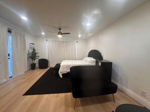 1 bedroom, iron/ironing board, WiFi, bed sheets -  Private Master Suite Near Mount SAC  Full Kitchen & Yard (Hacienda Heights)