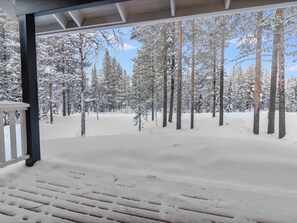 Property grounds - Ylläskumpu 4 by Interhome (Ylläsjärvi)