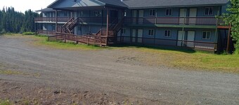  We have 20 single rooms in Kasilof
The rooms are available
May thru September.