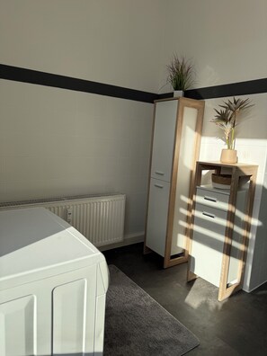 Interior - Cozy 3-room apartment near the center (Magdeburg)