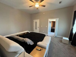 3 Schlafzimmer, Bügeleisen/Bügelbrett, WLAN, Bettwäsche