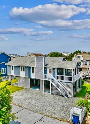 Exterior - Waterfront, Dock, Deck, Walk to the Beach, bring your kayaks/boat! (South Bethany)