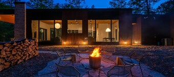 Cedar & Glass • Fish Creek Architectural Forest Retreat