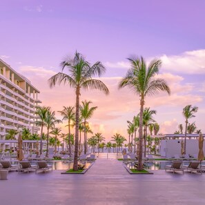 Terrace/patio - Cancun-Garza Blanca, Jr. Studio, Ocean View, 1 - King Bed or 2-Queen Beds (Costa Mujeres)