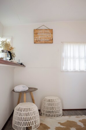 Interior - Drovers Run  (Marrar)