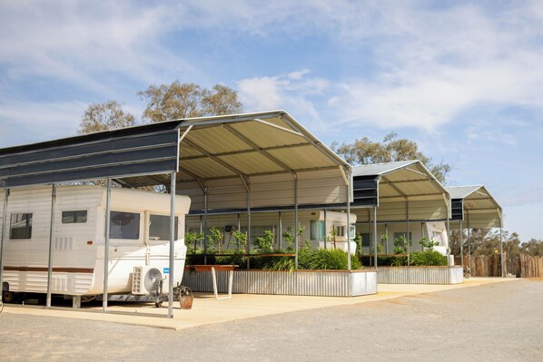 Exterior - Drovers Run  (Marrar)