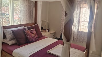 3 bedrooms, iron/ironing board, WiFi