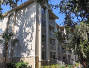 Exterior - <<SALE>> Gorgeous 1-Bedroom Condo in Amazing Hilton Head Island (Hilton Head Island)