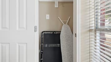 Hus, terrasse | Innvendig