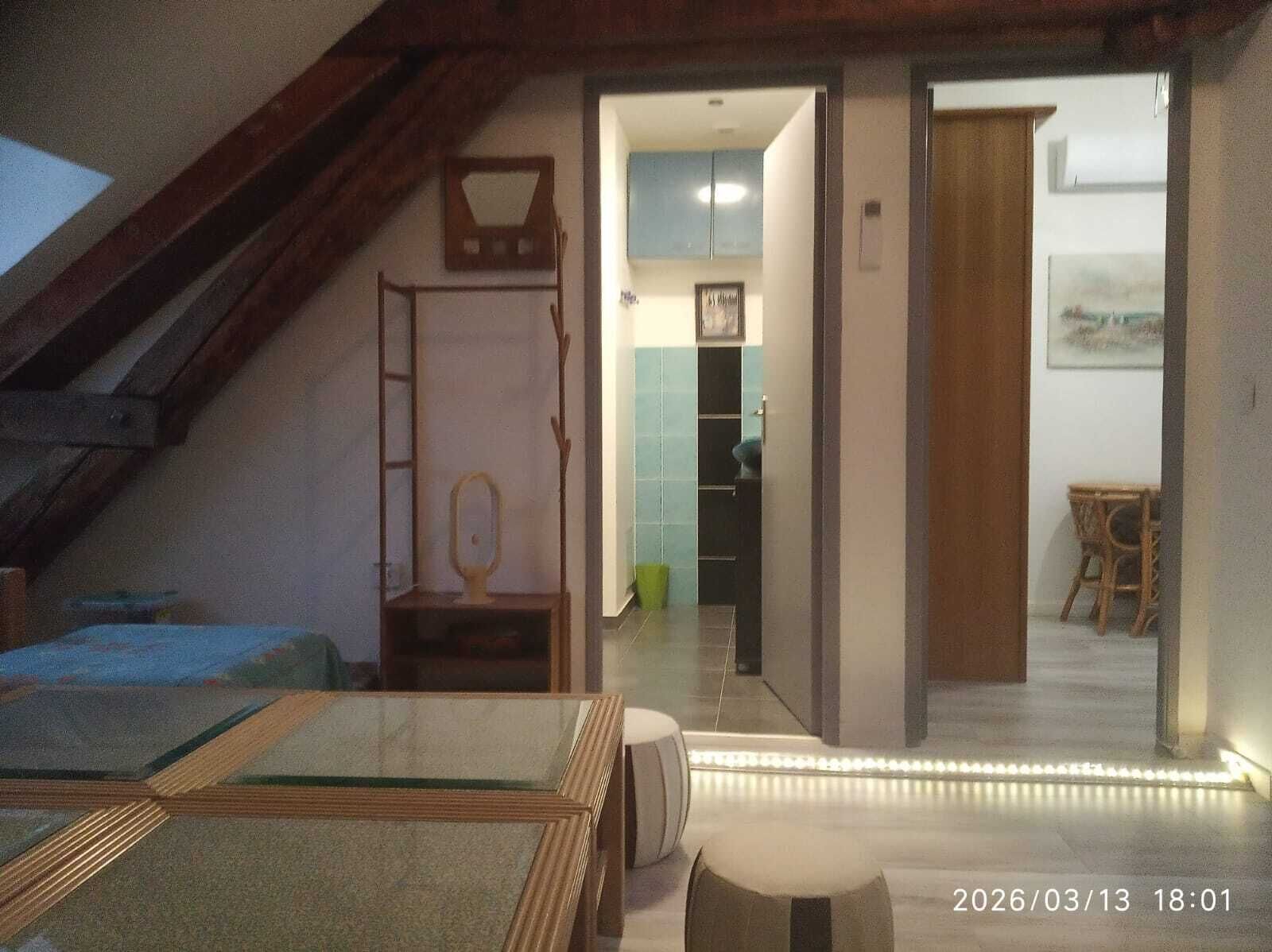 Fer et planche à repasser, Wi-Fi, draps fournis