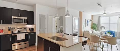 Leilighet, balkong | Eget kjøkken