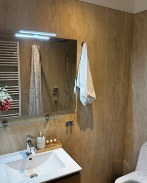 Bathroom - Alpine Escape 1h from Vienna & Graz (Mönichkirchen)