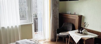 Alpine Escape 1h from Vienna & Graz