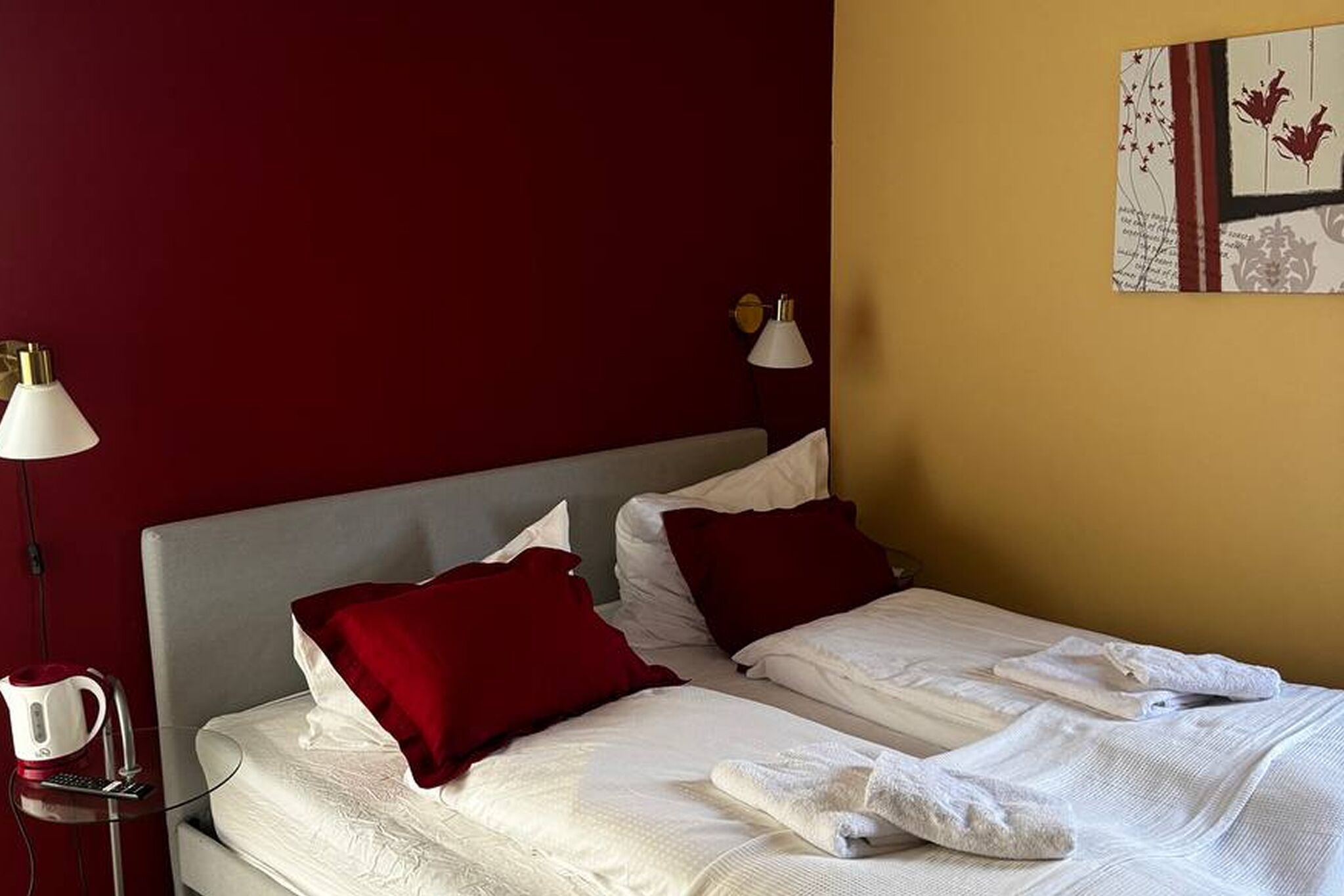 8 chambres, accès Internet, draps fournis