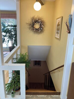 Interior - The Sanctuary- a lovely 2-bedroom home on a sweet quiet tidal cove in Freeport (Freeport)