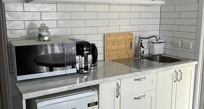 Self-Contained Studio Apartment – Macedon Ranges, Riddells Creek