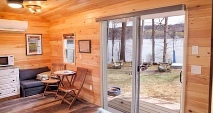 Gorgeous 2-bedroom cottage in charming Hammondsport awaits you