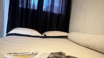 3 quartos, ferros/tábuas de passar roupa, Wi-Fi, roupa de cama