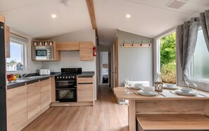 Private kitchen - Parkdean Crimdon Dene Heated Sea View Caravan (Hartlepool)