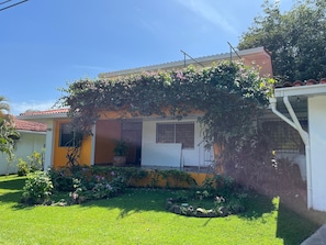 Exterior - Playa Coronado, Cozy Studio with workspace next to the Golfcourse (Provincia de Panamá Oeste)