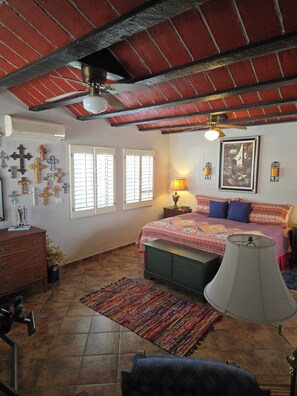 2 bedrooms, iron/ironing board, WiFi, bed sheets - Casa Bing charming and spacious Mexican home 2 master suites minutes from beach! (San Carlos/Guaymas)