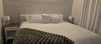 ​Mainstreet Hideaway | Cozy Downtown Gem in the Heart of Powassan