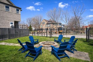 Property grounds - Walk to Streetcar-Midtown Stone Home Stay (Kansas City)