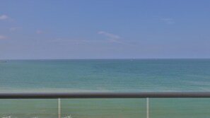 Property grounds - Spectacular apartment in Coveñas. Pool and Sea in front of the Beach !!!! (Coveñas)