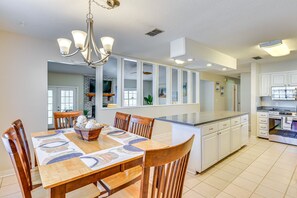 Dining - Best of Destin & Fort Walton Coastal Retreat (Fort Walton Beach)