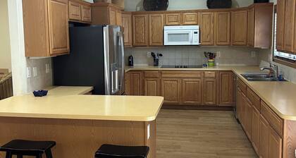 The Perfect Gathering Place, 8 Bedrooms, Room to Relax & Reconnect