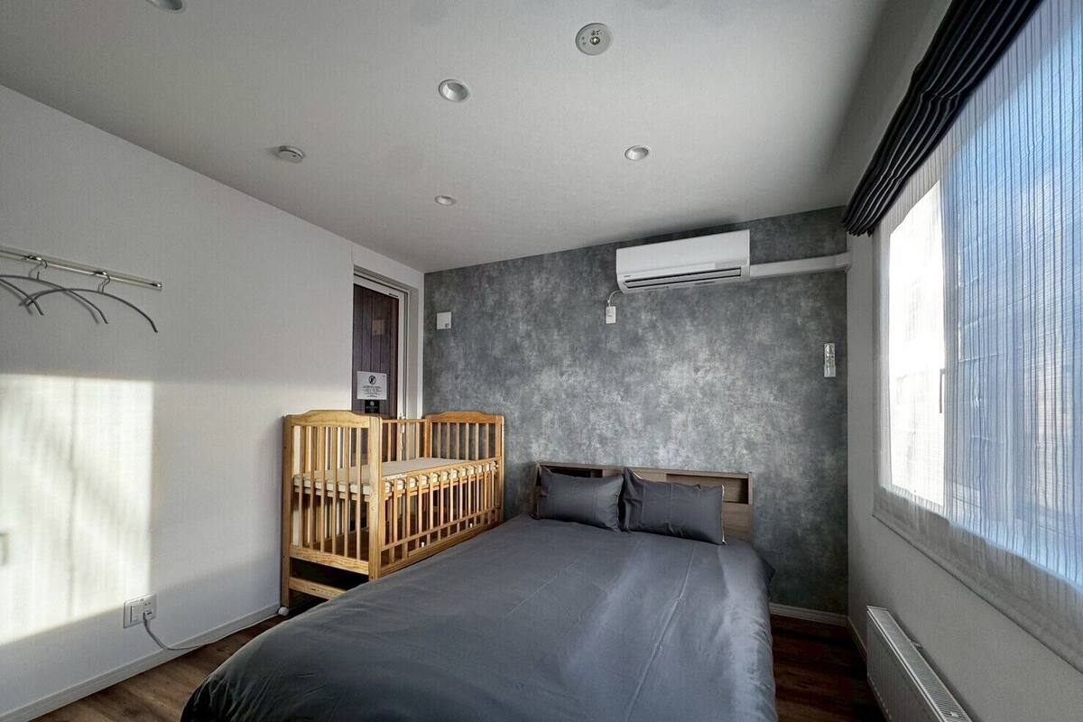 Appartement | Bureau, fer et planche à repasser, Wi-Fi gratuit