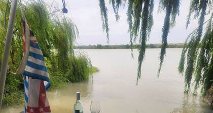 Hasta La Vista river cruiser is back!
Riverglen Marina, White Sands 5238 SA