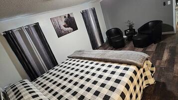 3 quartos, ferros/tábuas de passar roupa, Wi-Fi, roupa de cama