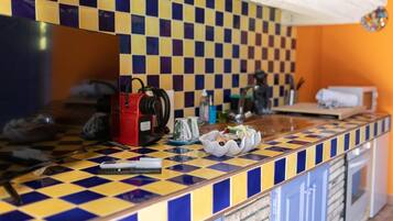 Microwave, oven, coffee/tea maker, toaster