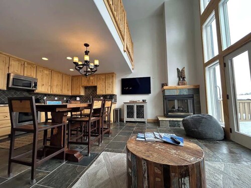 Kirkwood Resort between Village & Timber Creek