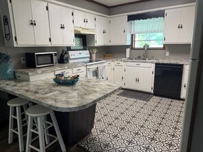Microwave, oven, stovetop, dishwasher