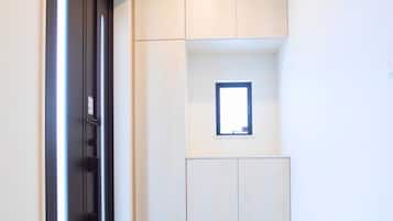 Desk, laptop workspace, iron/ironing board, free WiFi