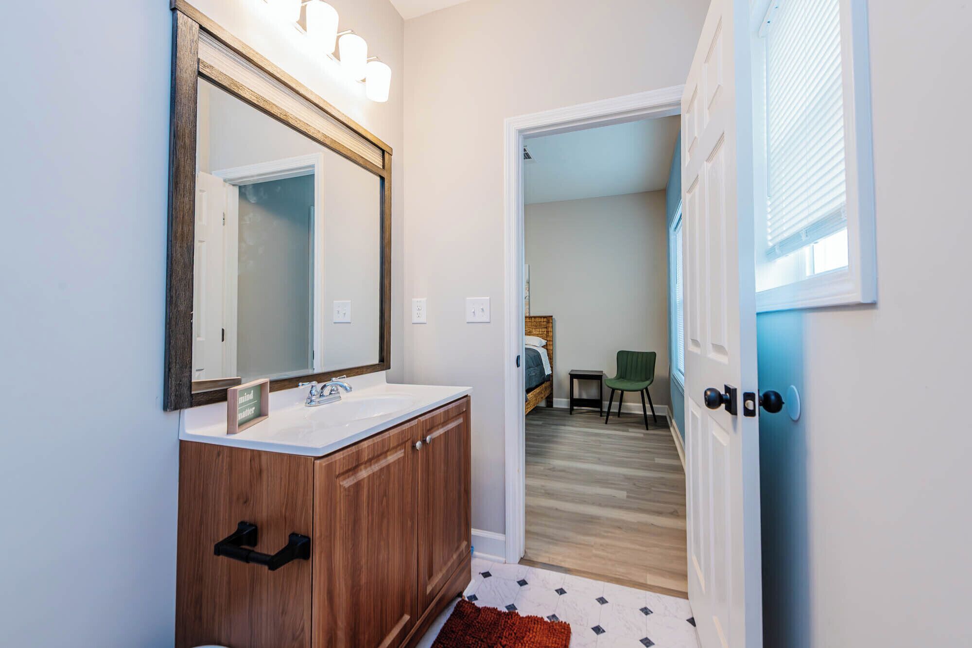 Fer et planche à repasser, Wi-Fi, draps fournis