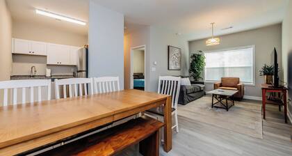 New 4BR Family Retreat - Minutes to Base & Dining