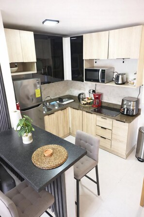 Fridge, microwave, stovetop, coffee/tea maker - Oceanview 2BR + Beachfront Balcony + Sea & Sunset (Punta Cana)