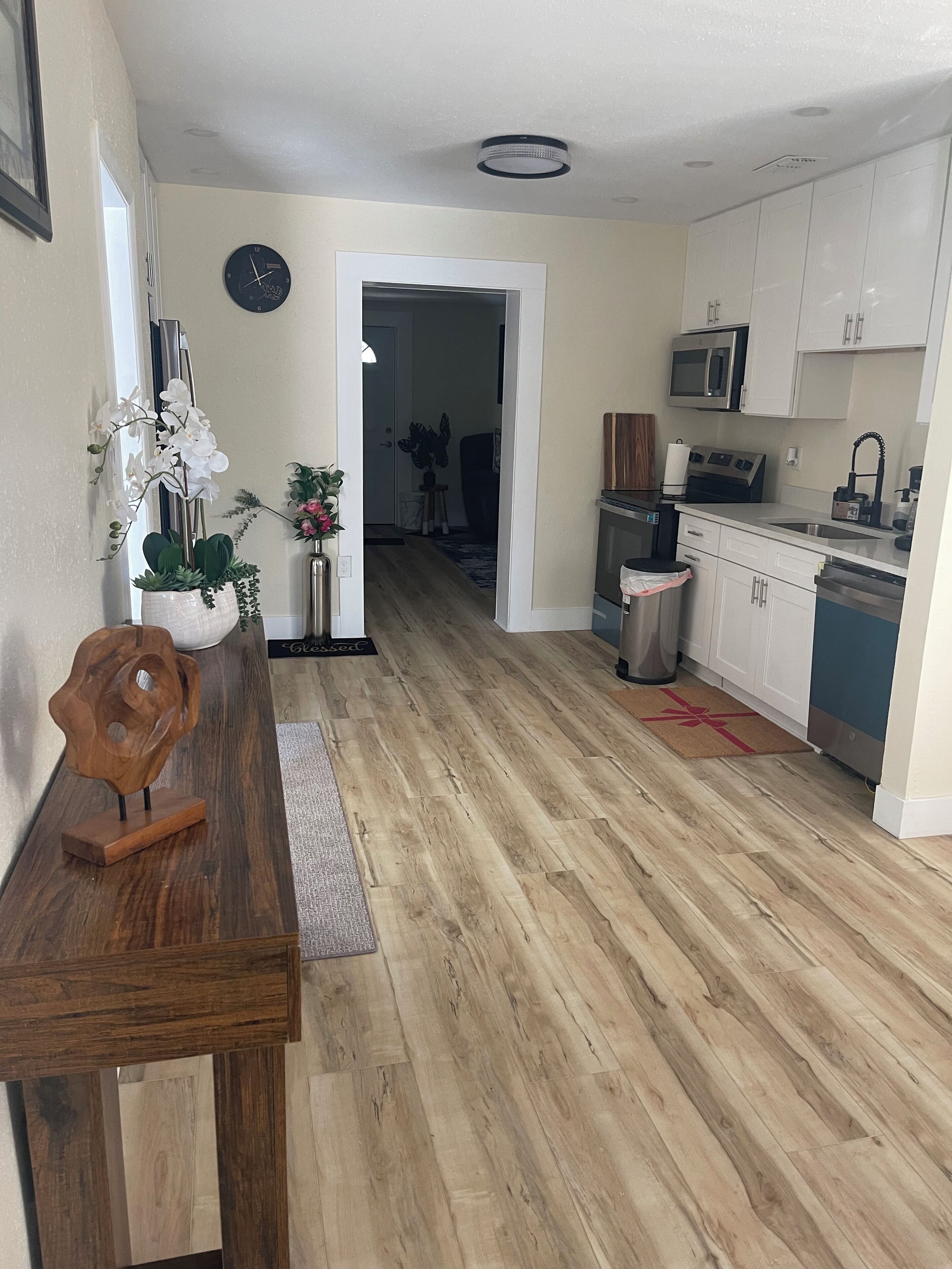 Mikrowelle, Ofen, Herdplatte, Geschirrspüler