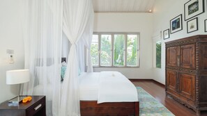 Vila, pemandangan kolam renang | Meja kerja, setrika/meja setrika, Wi-Fi gratis, dan seprai linen