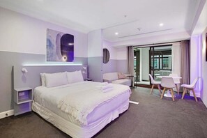 1 bedroom, WiFi, bed sheets - Central Studio Apartment (Auckland CBD)