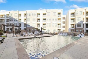 Apartamento | Piscina | Una piscina al aire libre