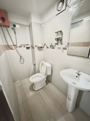 Tweepersoonskamer | Badkamer