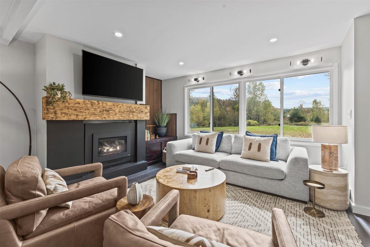 Inviting Stowe Condo: Walk to Rec Path&Restaurants (8095)