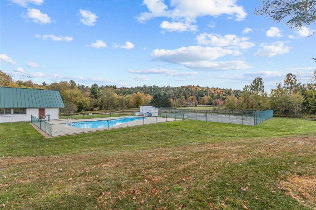 Inviting Stowe Condo: Walk to Rec Path&Restaurants (8116)