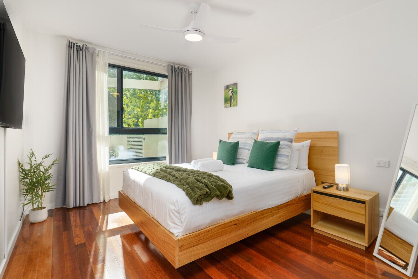 2 bedrooms, desk, iron/ironing board, free WiFi