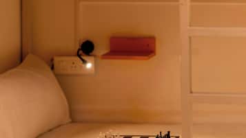 Standard 4 Bed Mixed Dorm | Free WiFi